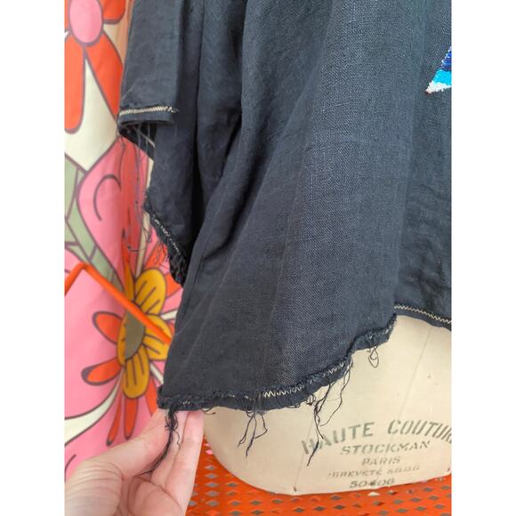 black linen southwestern blouse with serape eagle bell sleeve top raw hem med - Picture 4 of 8
